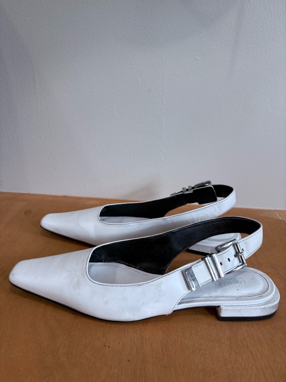 Michael Kors White Leather Slingback Mules - Picture 2 of 3